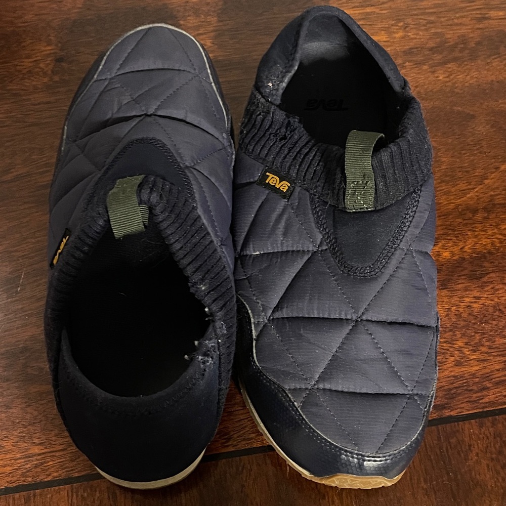 Teva Men's Quilted Navy Slip-Ons